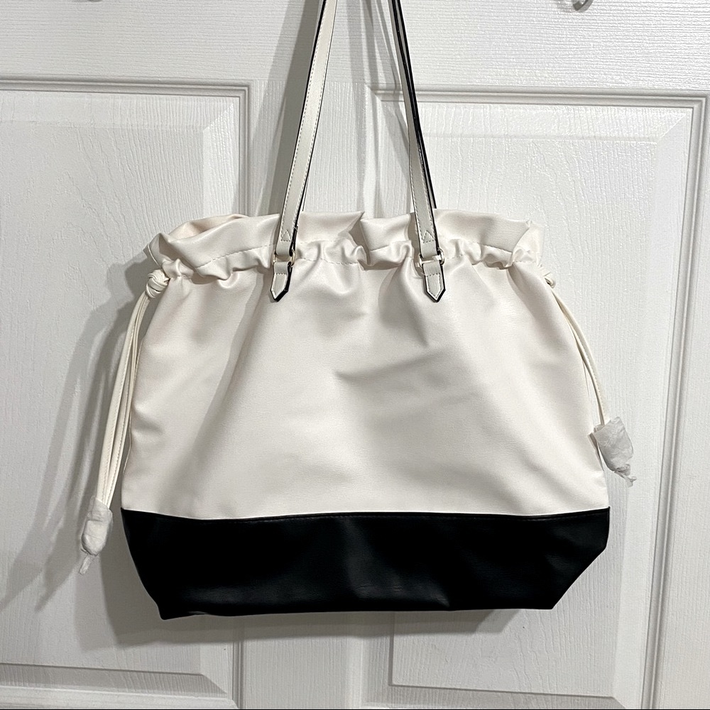 NEW! Victoria Secret Side Cinch Tote Cream Black Pink - Picture 6 of 7